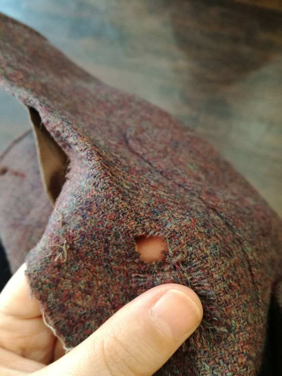 洋服の破けの修理（職人の手作業 カケハギ）お見積り